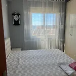 Roy Apartman